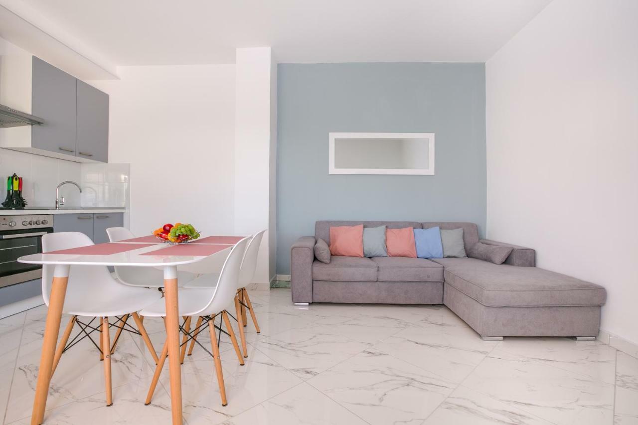 Apartment Maja พูลา ภายนอก รูปภาพ